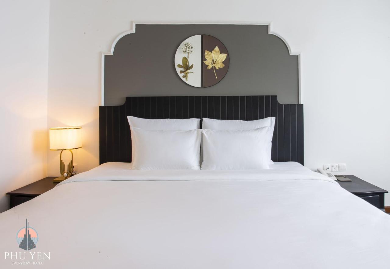 Phu Yen Everyday Hotel Туихоа Экстерьер фото